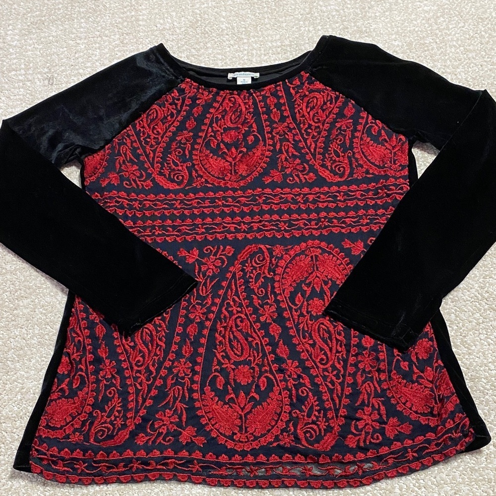 Sundance Black and Red Paisley Long Sleeve Top Size S - Picture 13 of 14